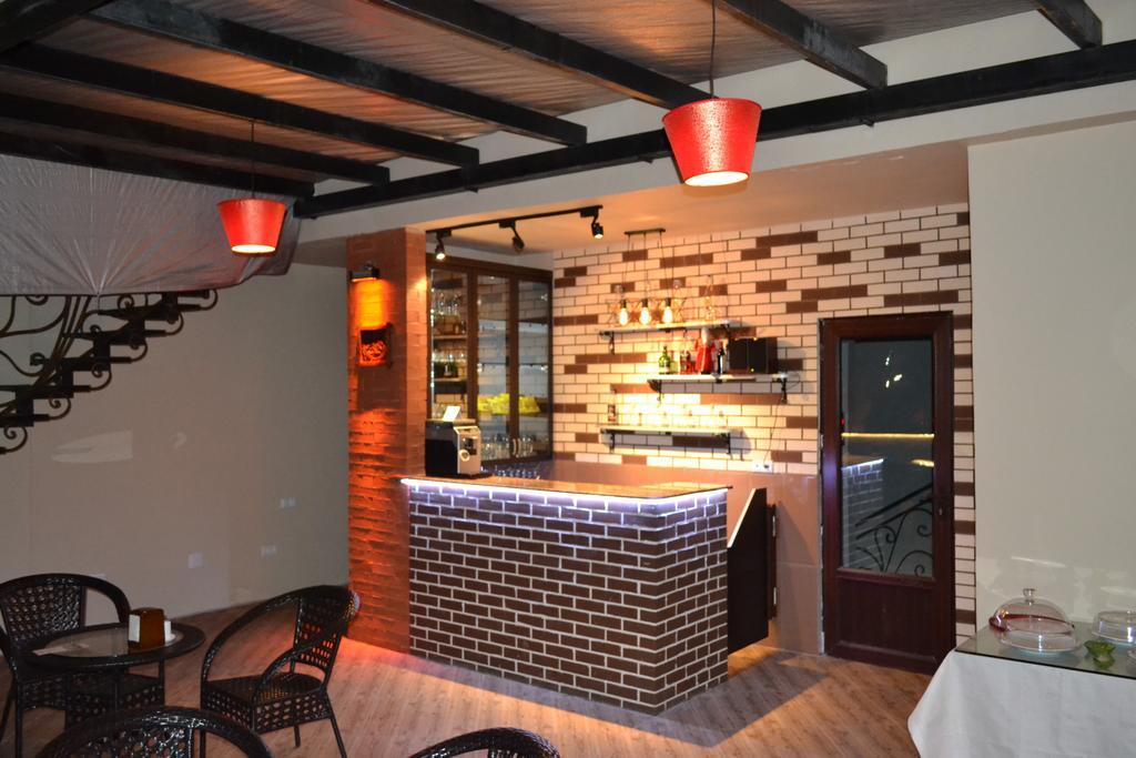 Hotel Elite House Batumi Esterno foto