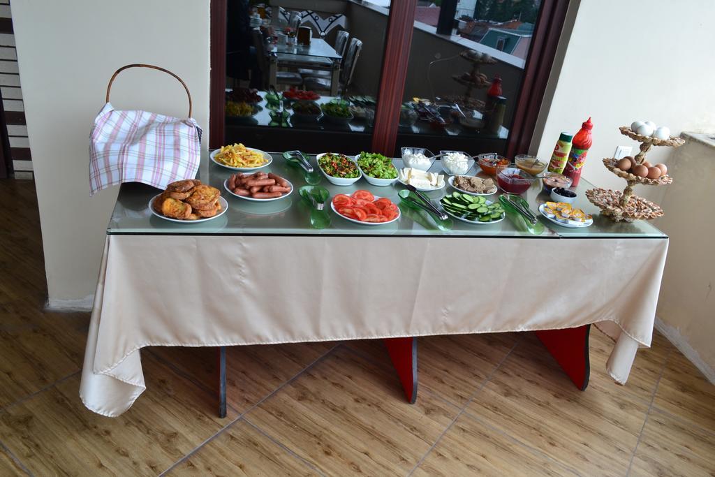 Hotel Elite House Batumi Esterno foto