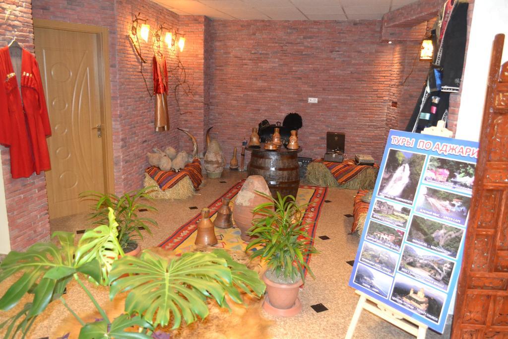 Hotel Elite House Batumi Esterno foto